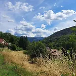 Monts Et Merveilles